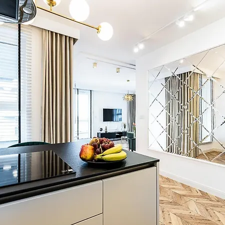 Lägenhet Wloski Apartament Koszalin